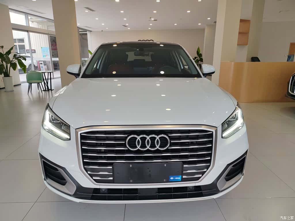 Audi Q2L, 2020 3