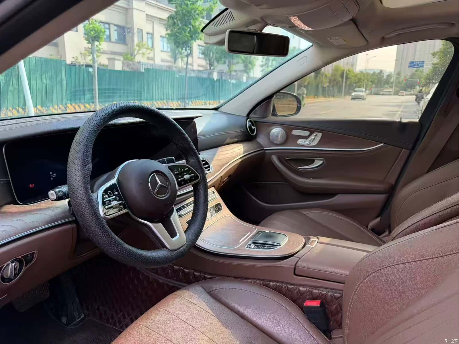 Mercedes-Benz E-Class, 2019 4