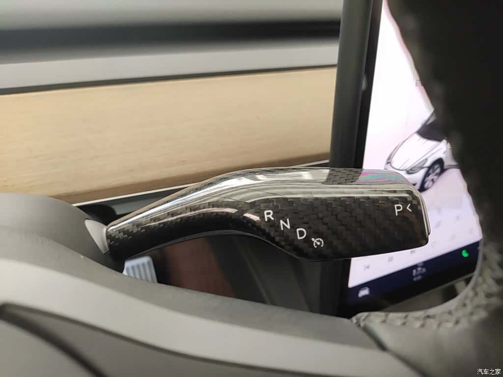 Tesla Model Y, 2023 14