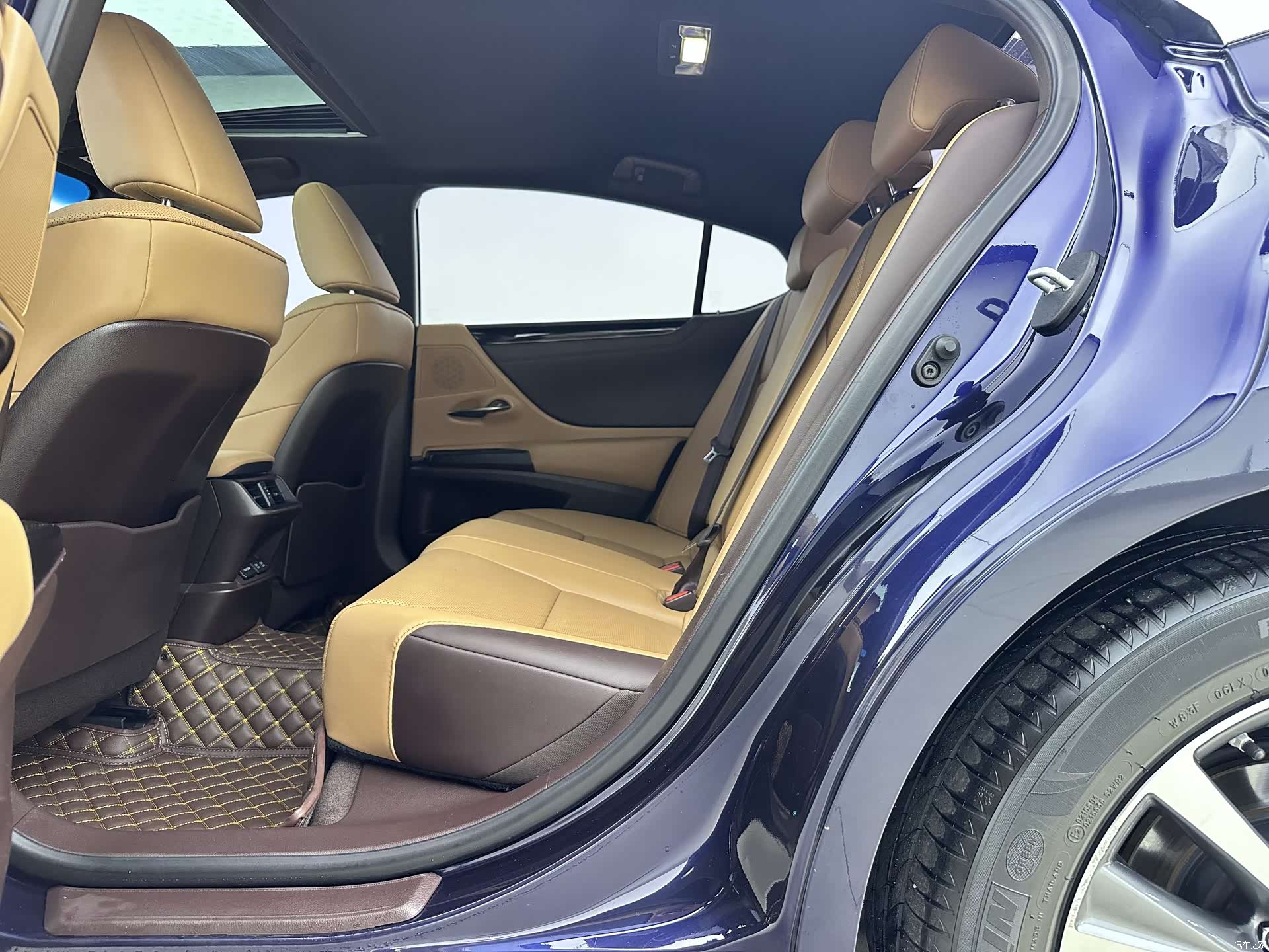 Lexus ES, 2020 6