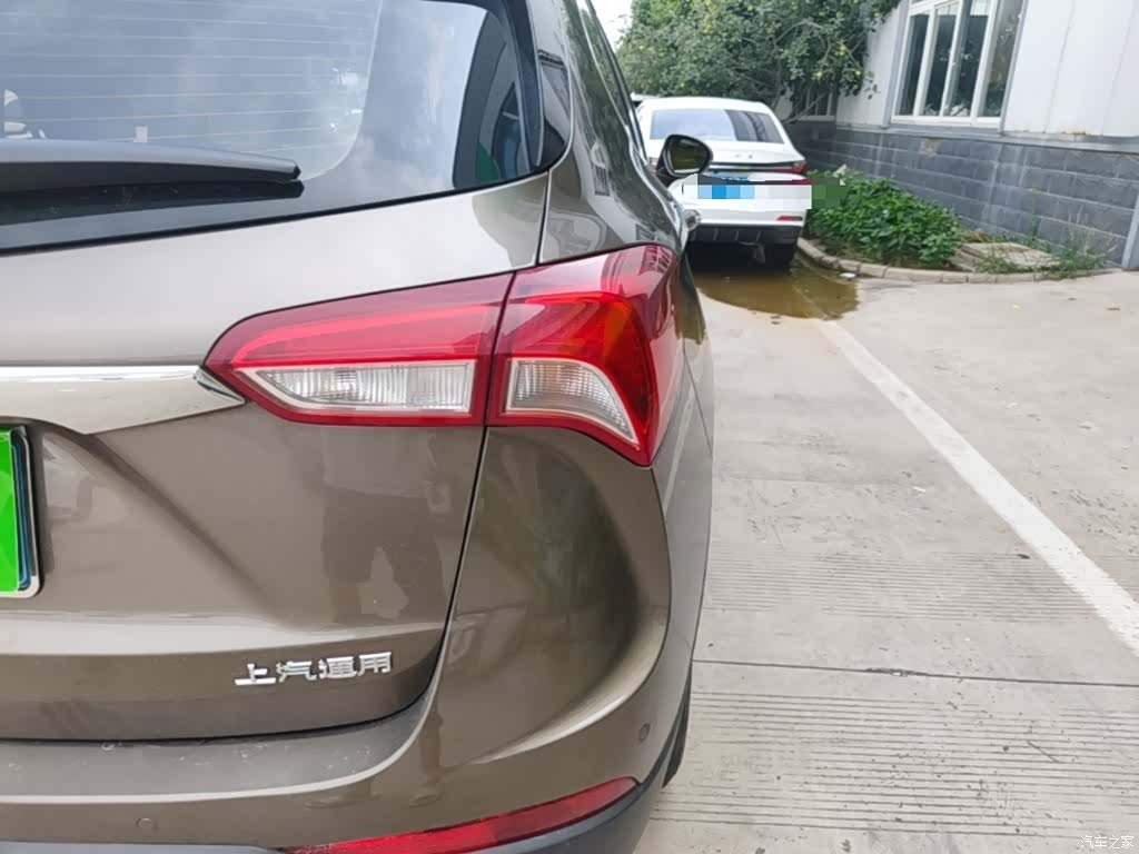 Buick Envision Plus, 2019 8