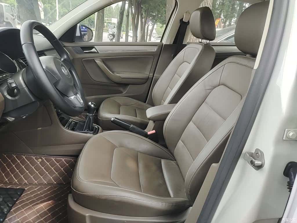 Volkswagen Bora, 2014 15