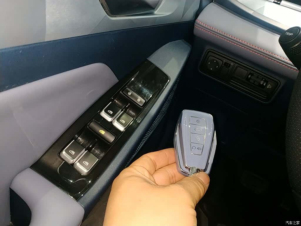 Geely E, 2023 17