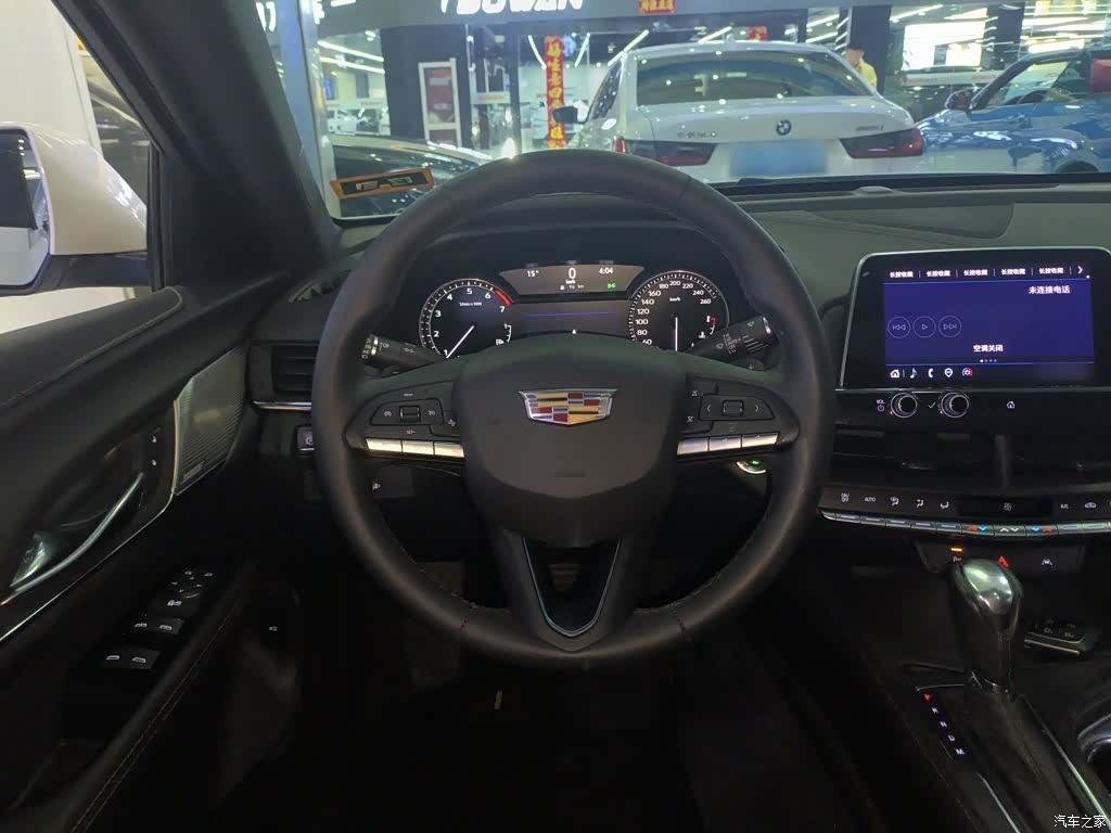 Cadillac CT4, 2023 11
