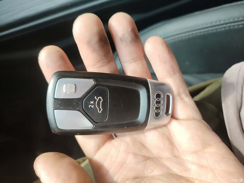 Audi A4L, 2020 17