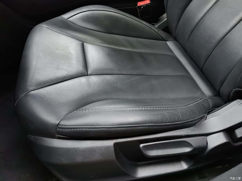 Hongqi H5, 2023 20