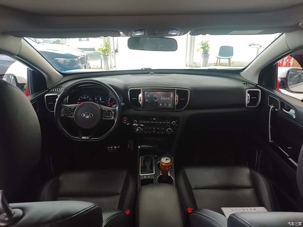 Kia KX5, 2017 10