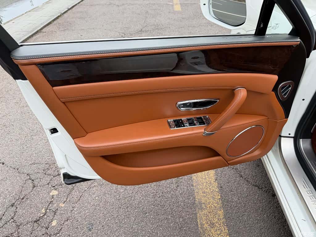 Bentley Flying Spur, 2016 6