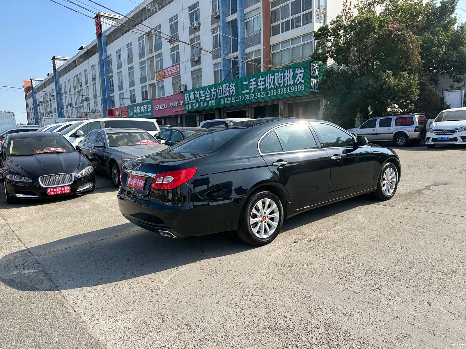 Hongqi H7, 2015 8