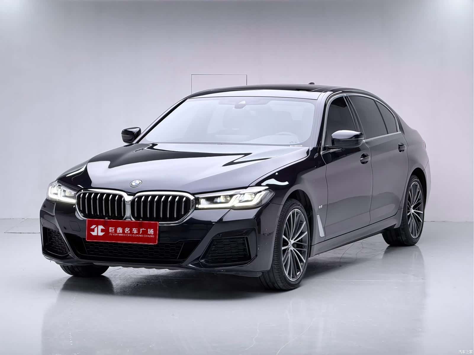 BMW 5 Series, 2021 1