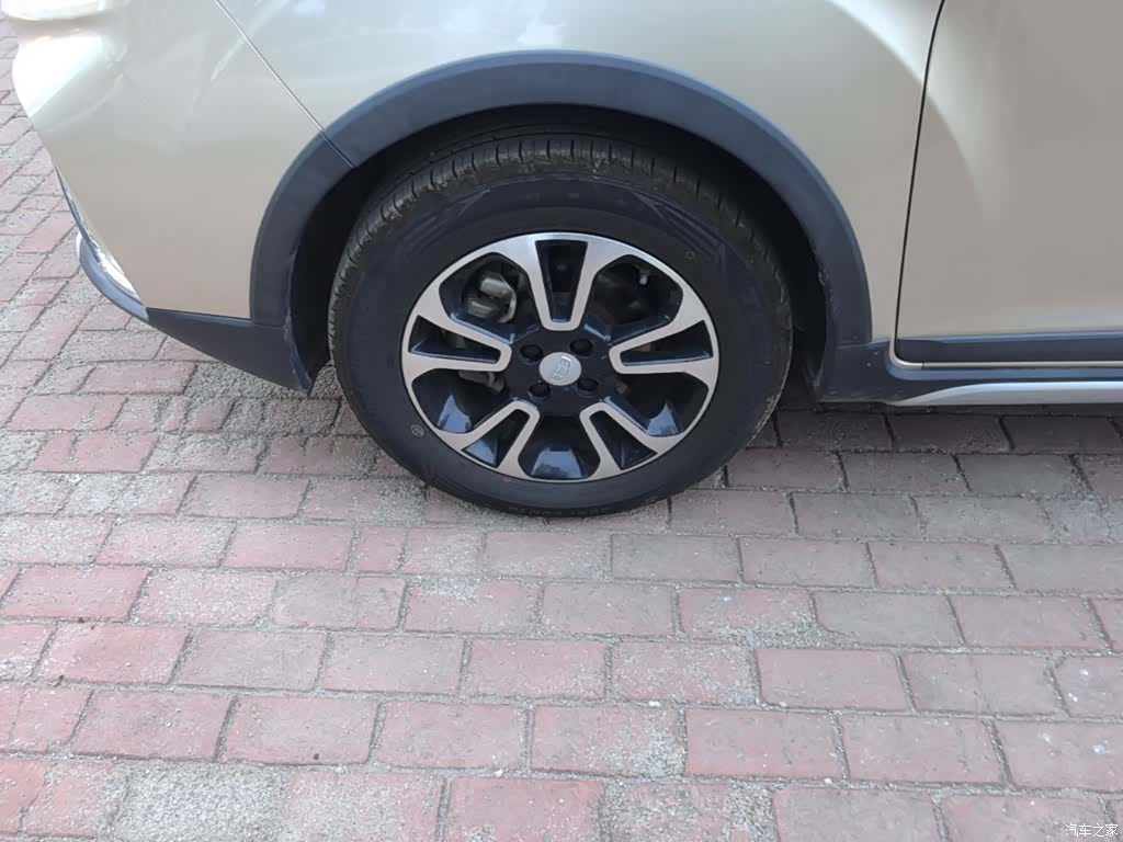 Geely X3, 2017 23
