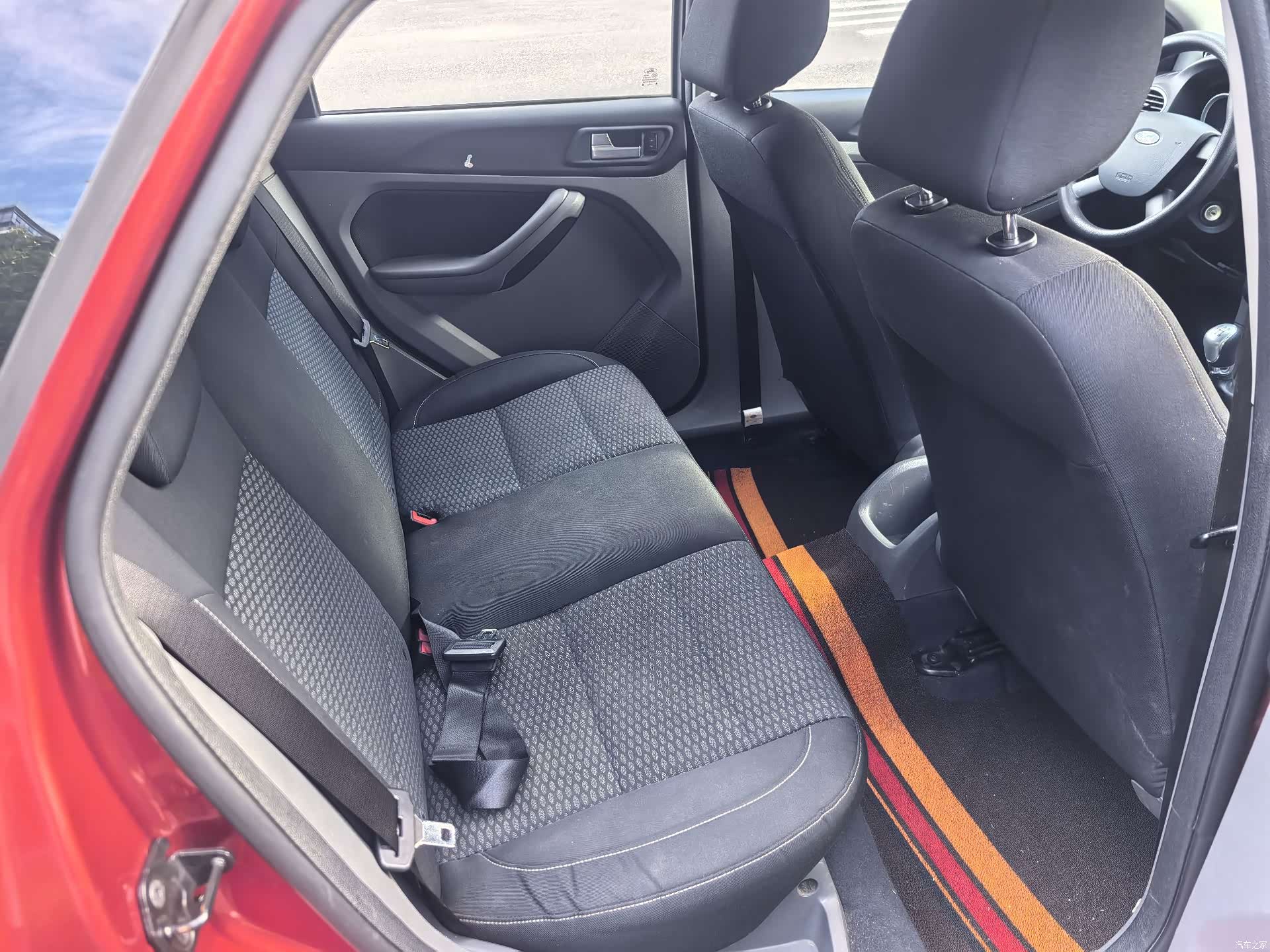 Ford Focus, 2013 9