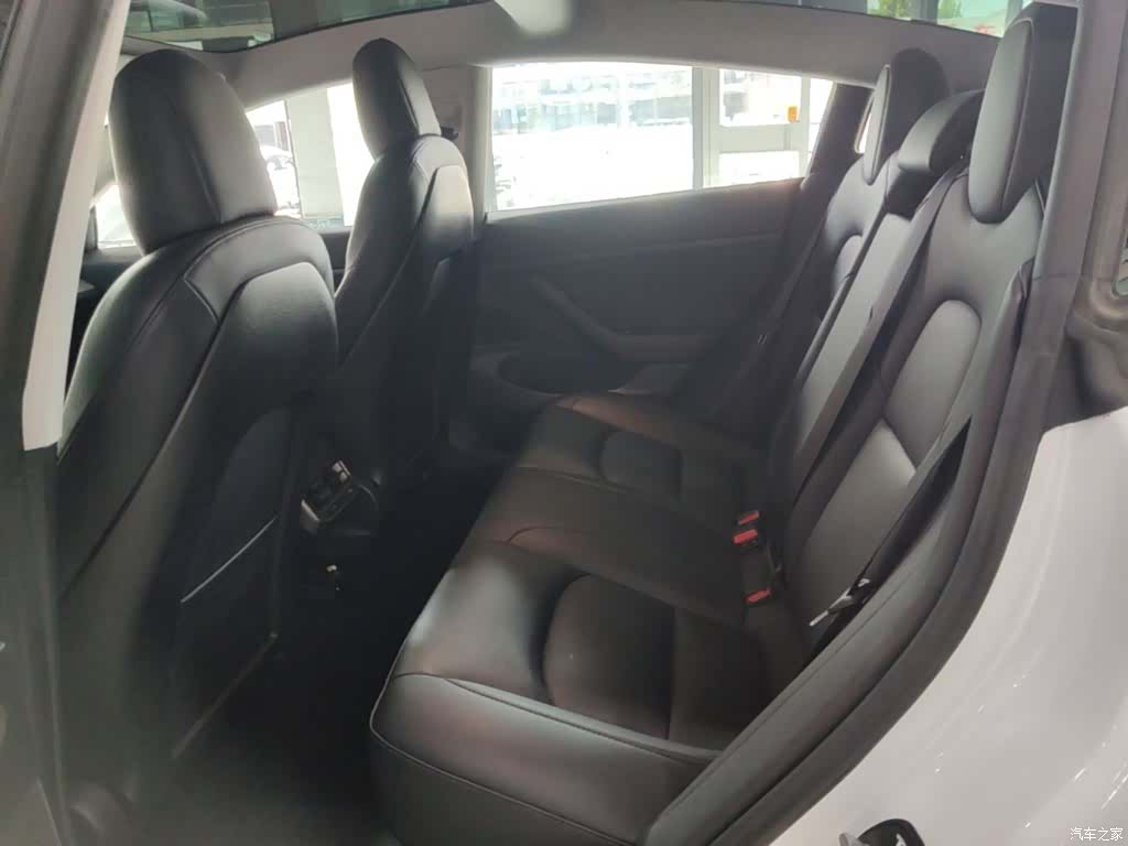 Tesla Model 3, 2020 17
