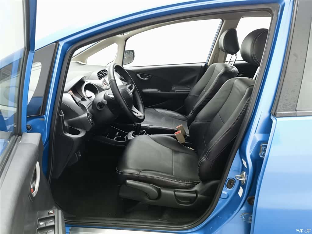 Honda Fit, 2013 10