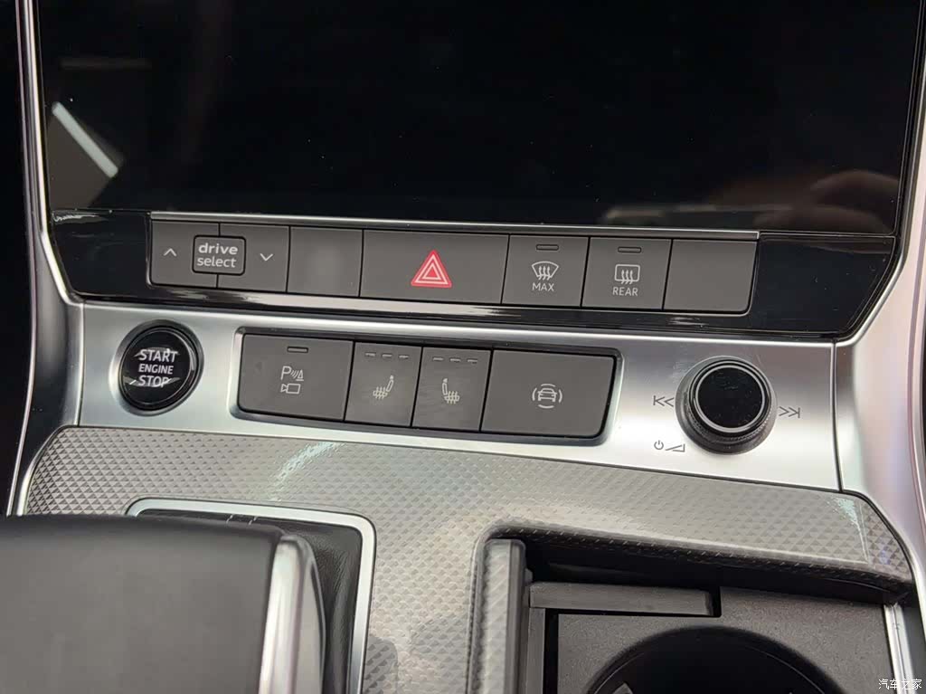 Audi A6L, 2022 21