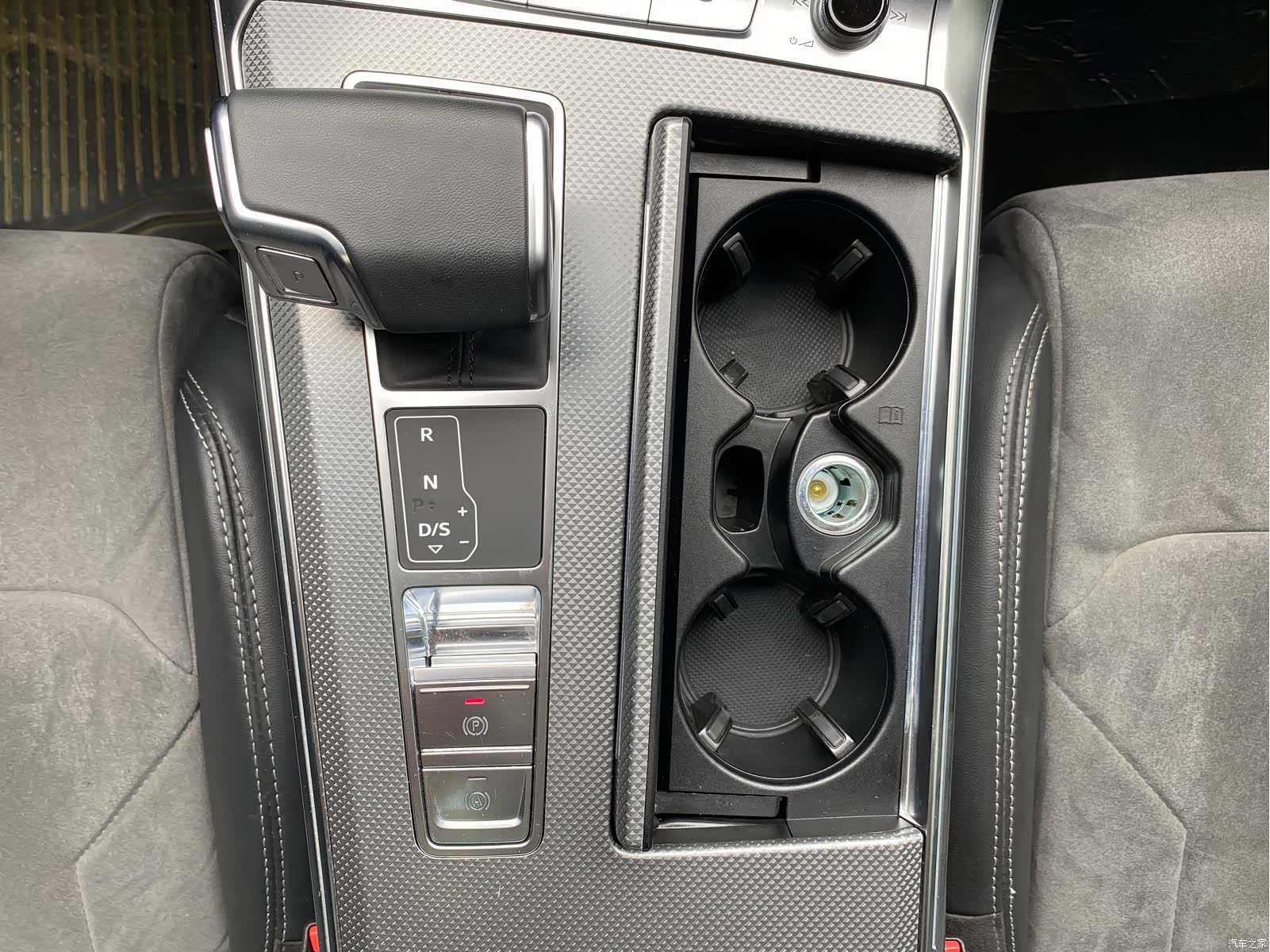 Audi A6L, 2024 16