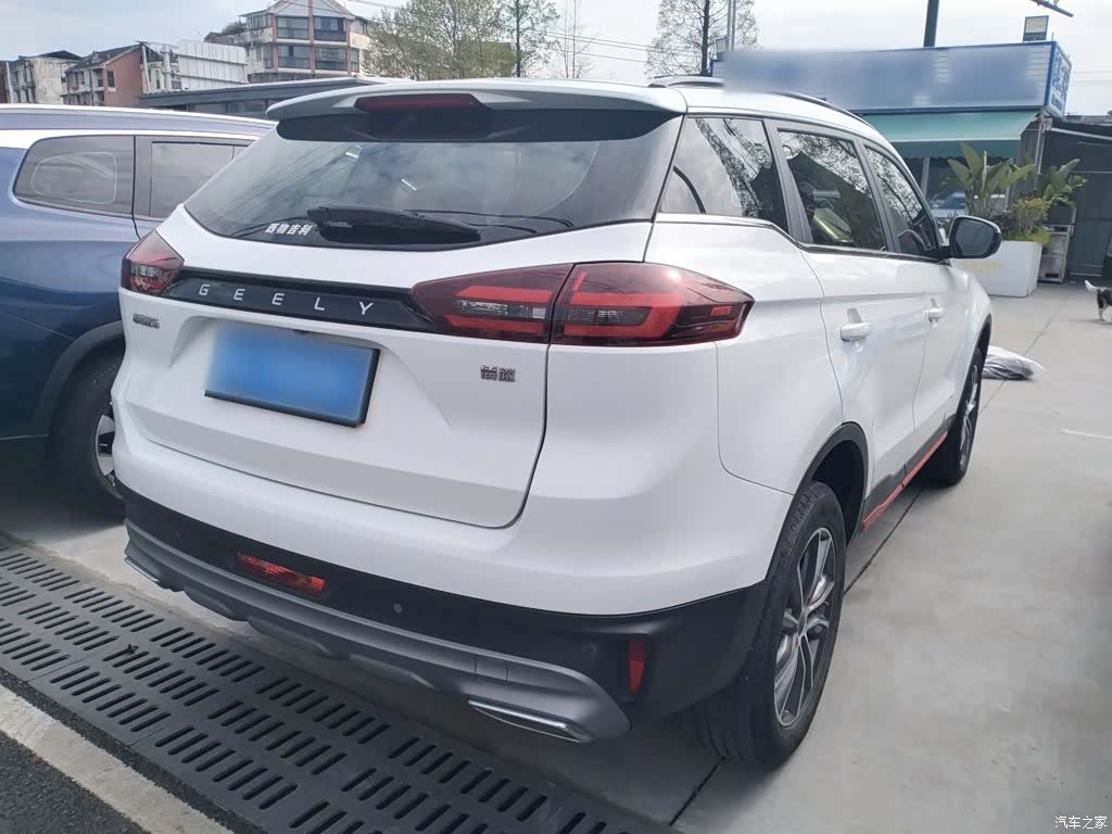 Geely Boyue, 2021 все фото