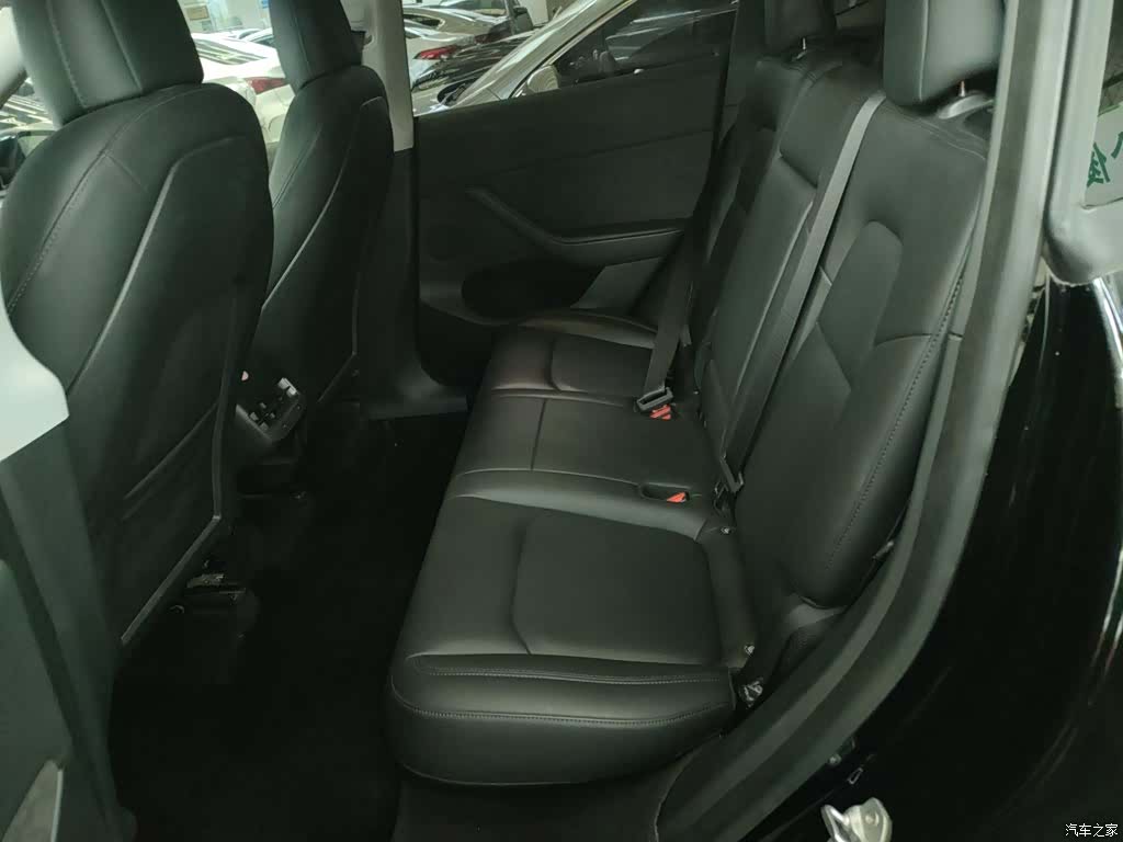 Tesla Model Y, 2021 13