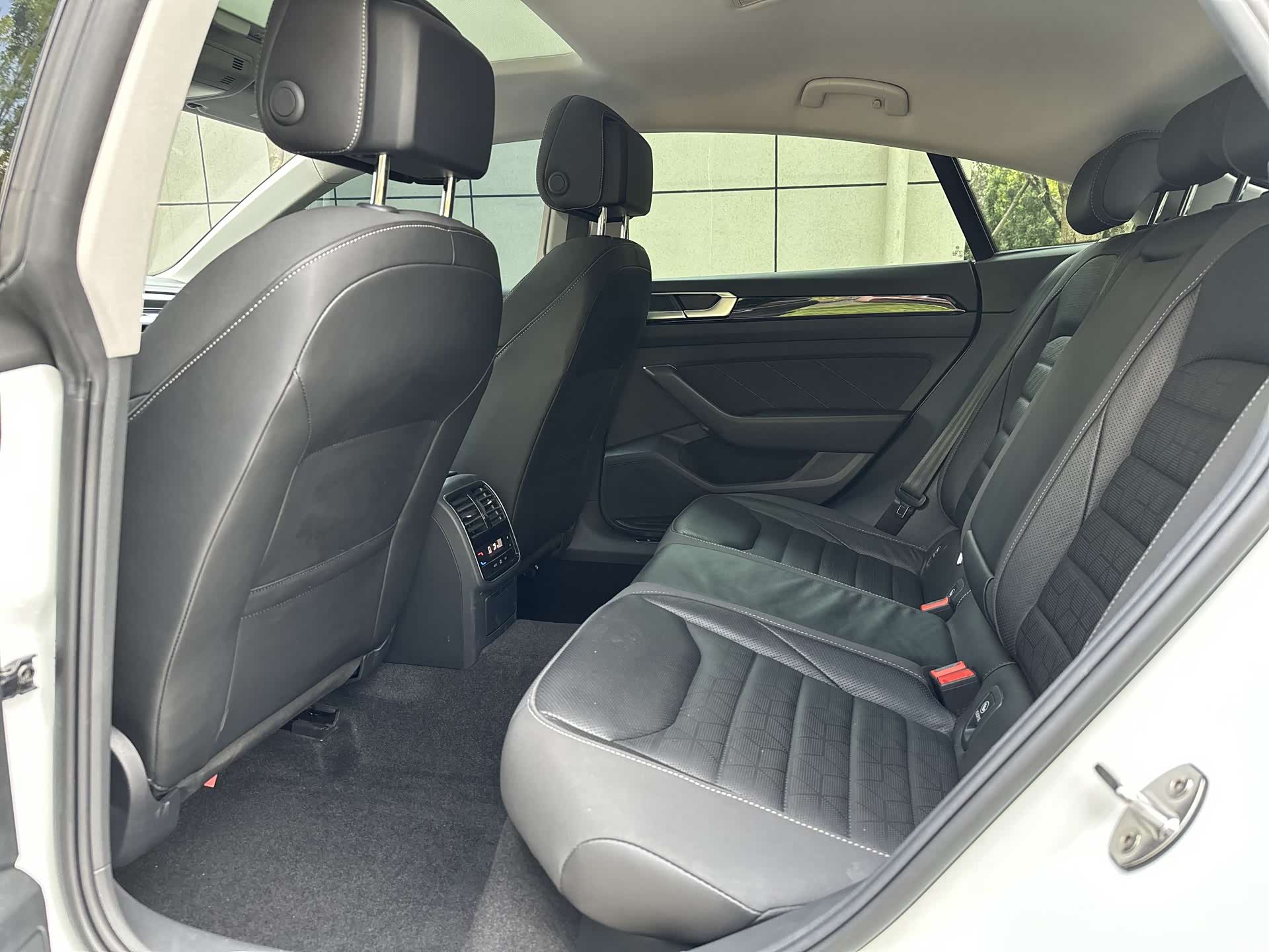 Volkswagen CC, 2021 9