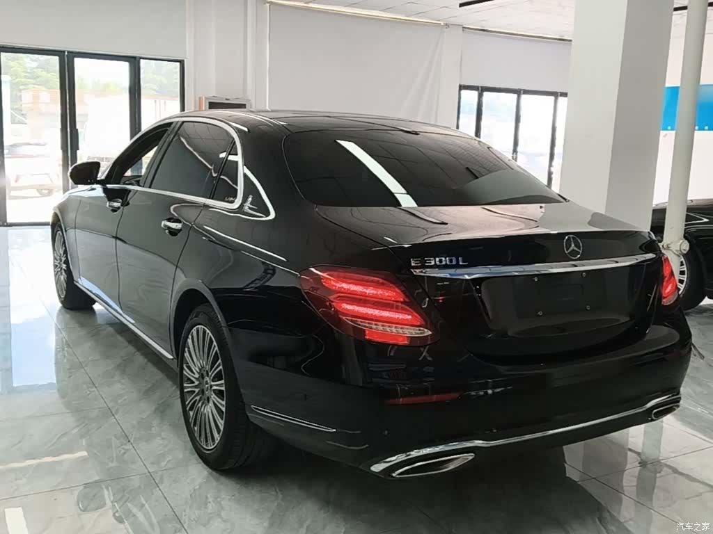 Mercedes-Benz E-Class, 2020 все фото