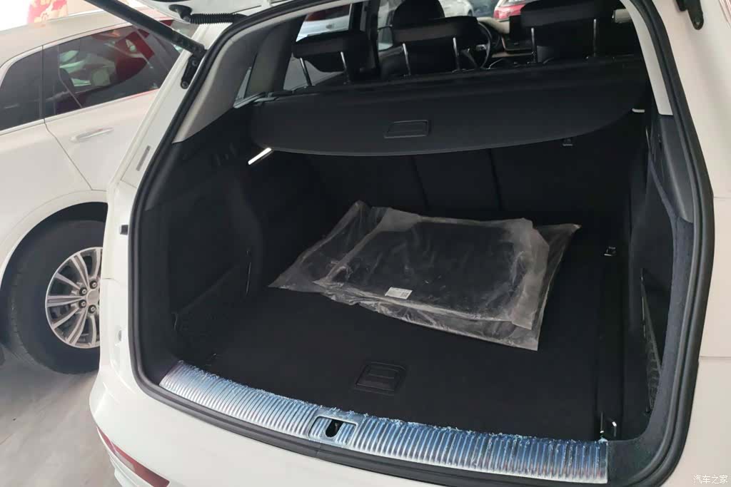 Audi Q5L, 2022 4