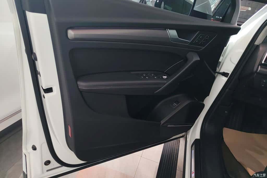 Audi Q5L, 2022 7