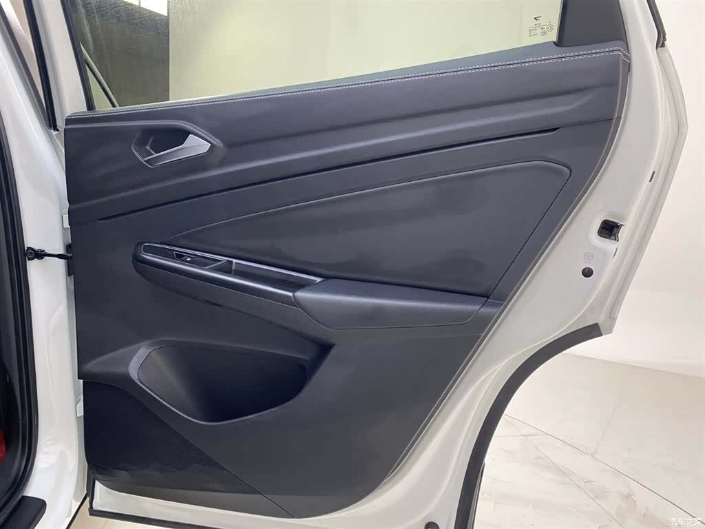 Volkswagen Panda, 2022 19