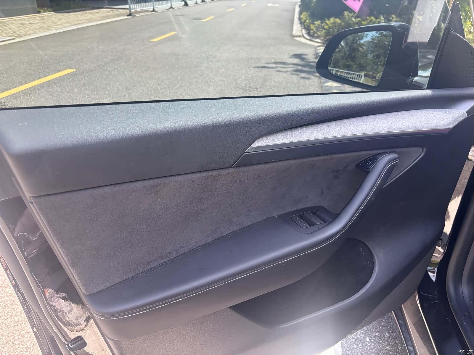 Tesla Model Y, 2023 все фото