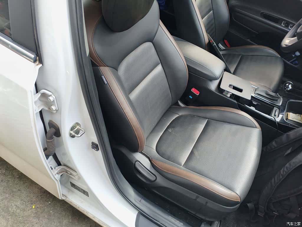 Kia GLS, 2019 17