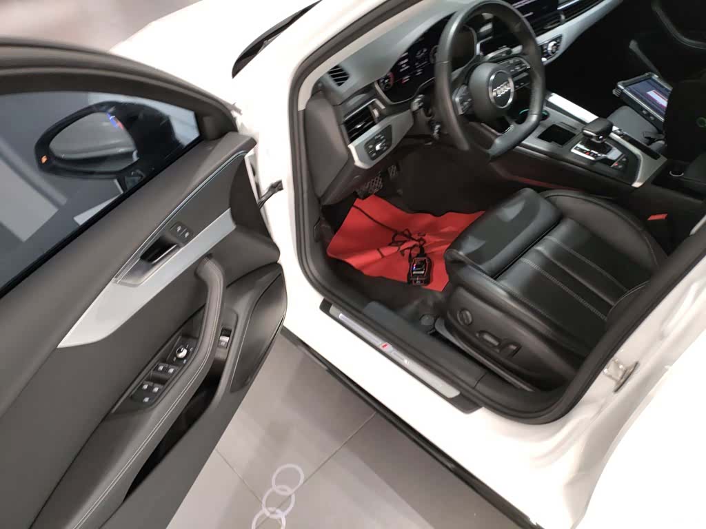 Audi A4L, 2023 16