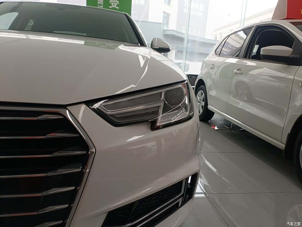 Audi A4L, 2019 18