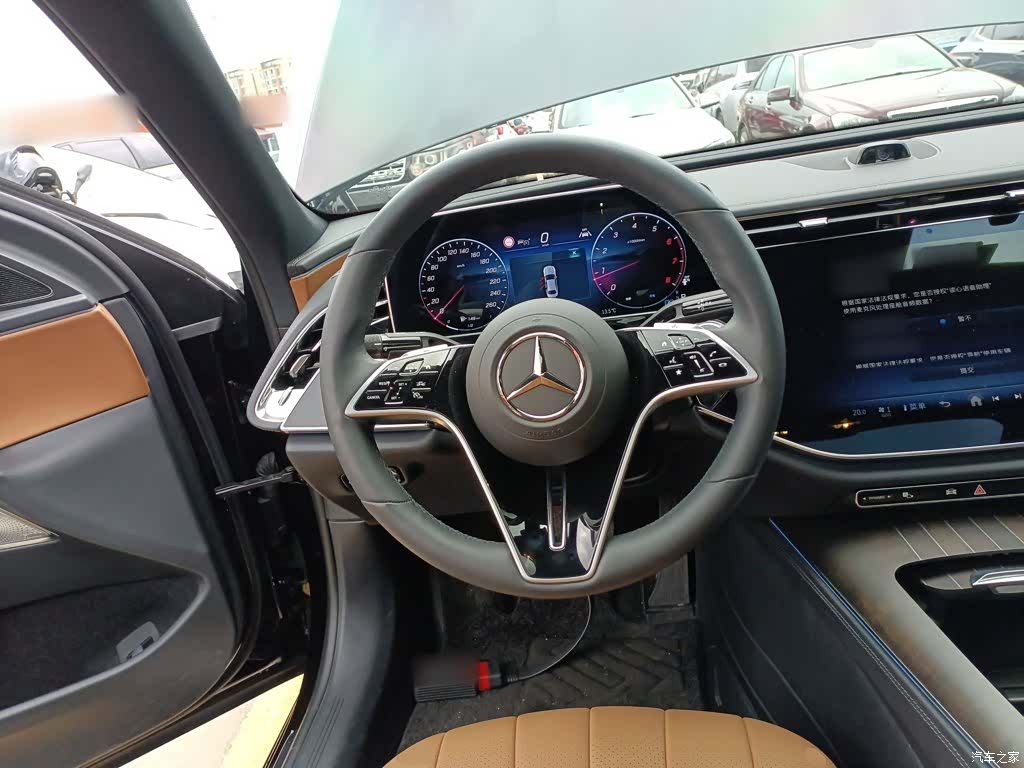 Mercedes-Benz E-Class, 2024 7