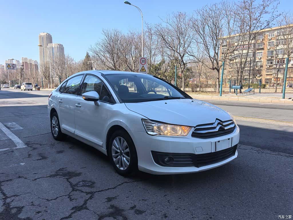 Citroen VTS, 2013 3