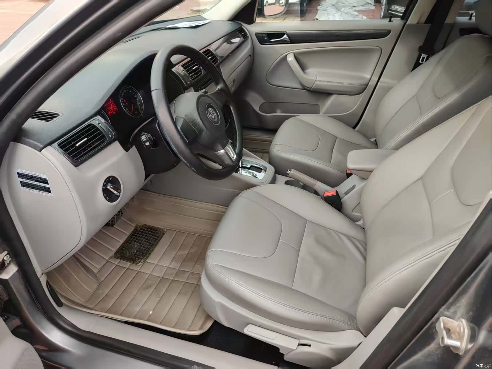 Volkswagen Bora, 2012 4