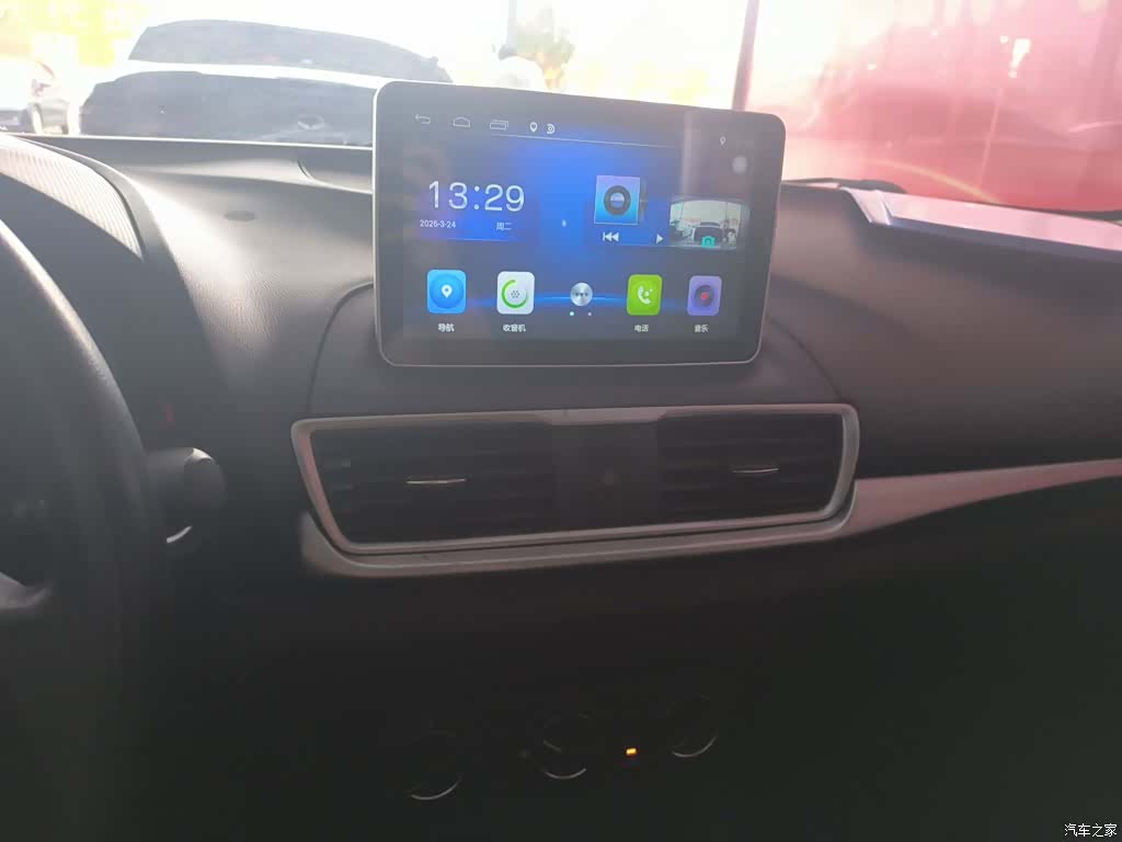 Mazda Mazda3, 2018 все фото