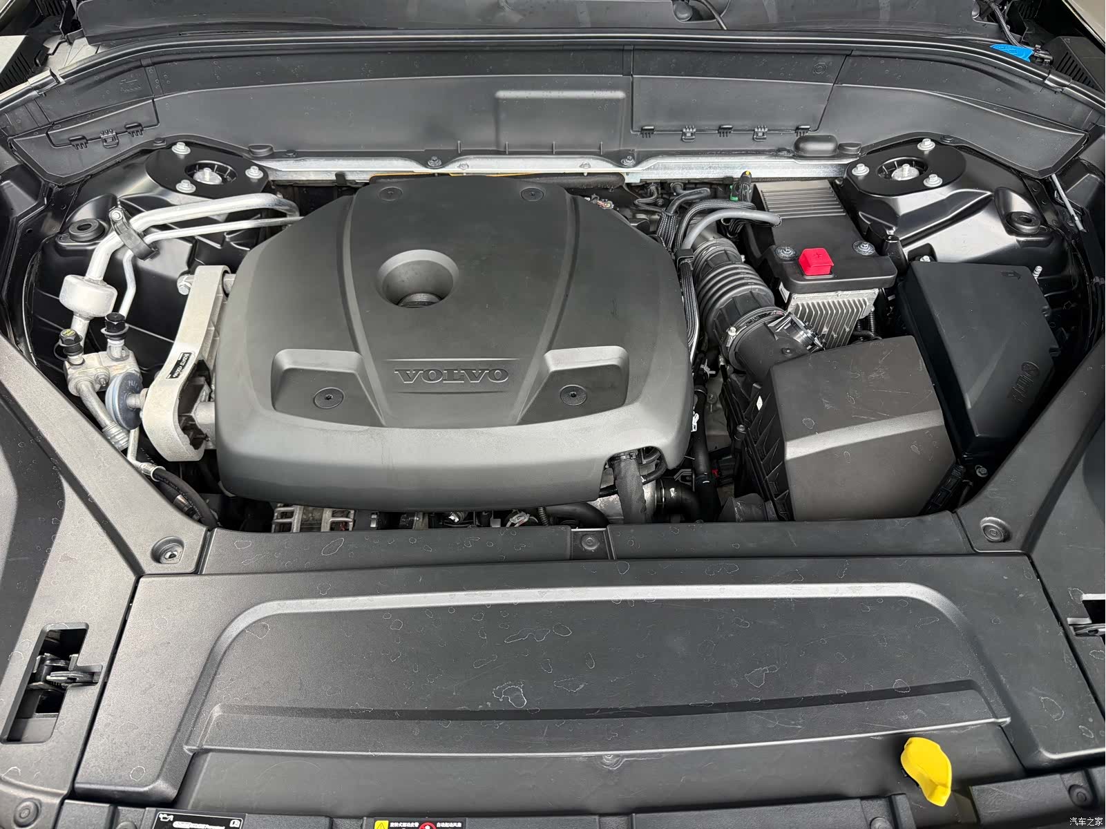 Volvo XC90, 2018 21