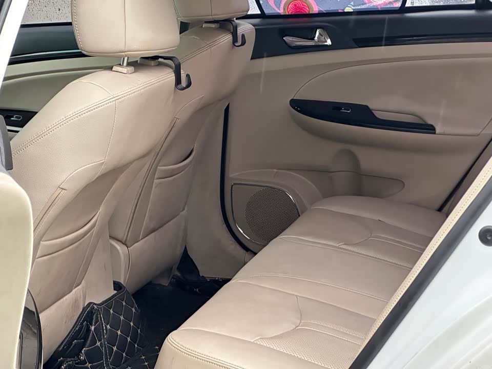 BYD e5 BYD e5