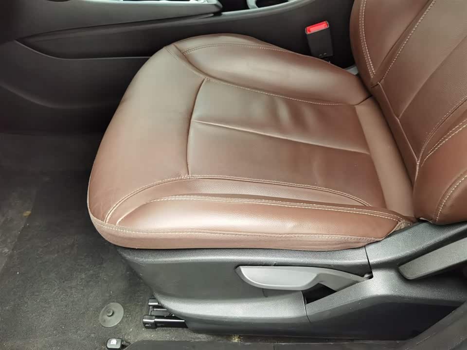Buick GL6