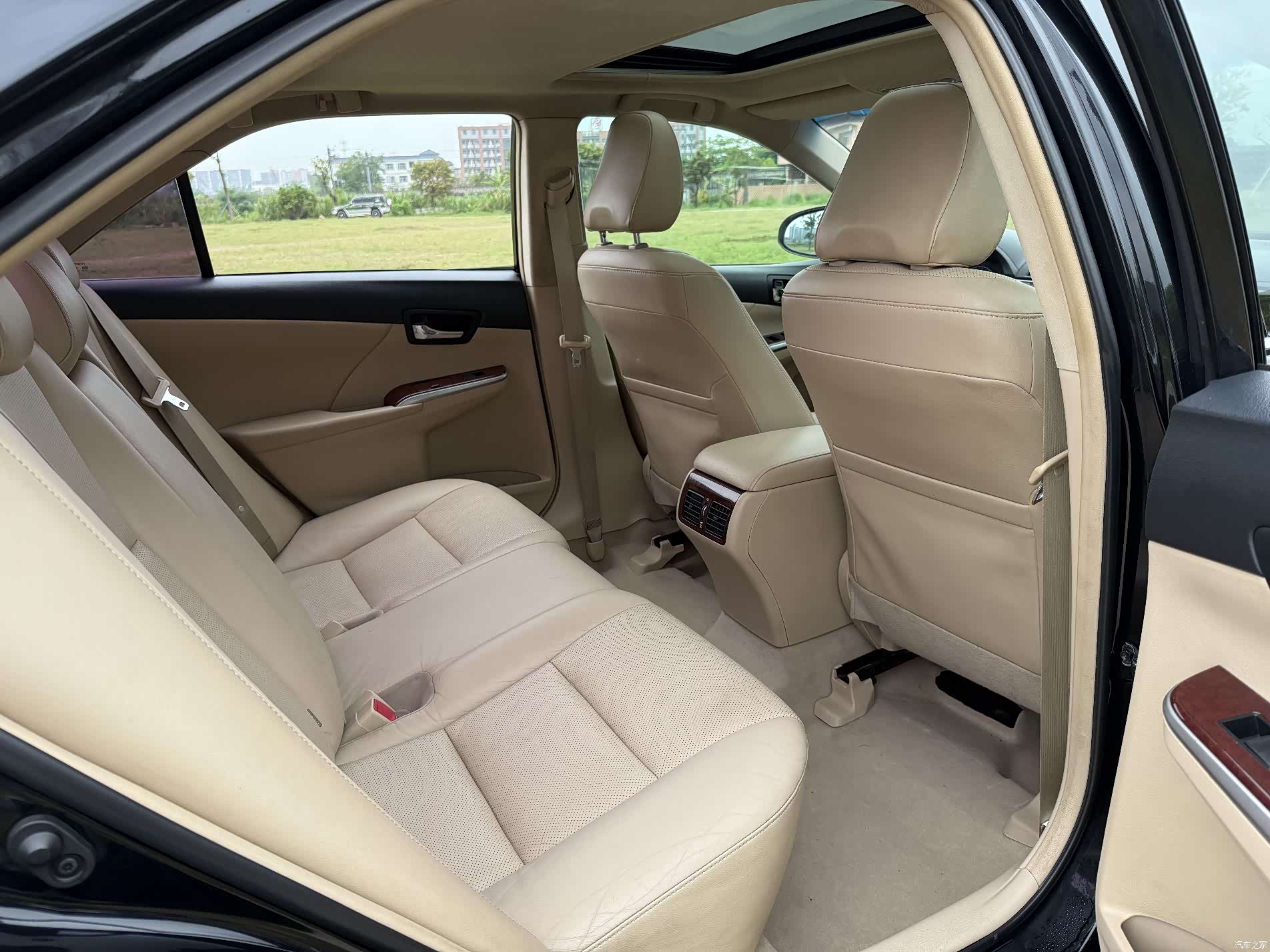 Toyota Camry, 2013 11