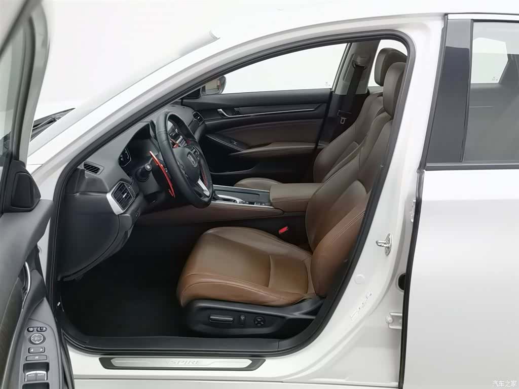 Honda Inspire, 2018 10
