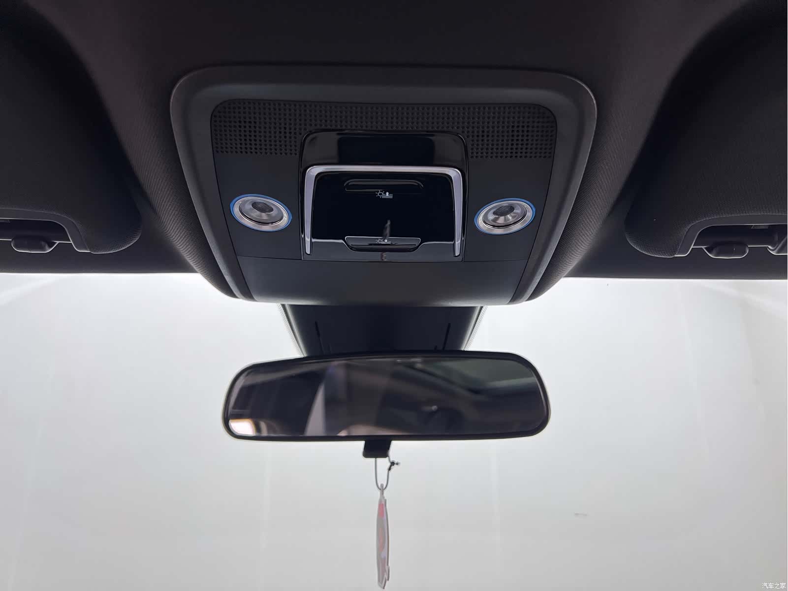 BYD Dolphin, 2023 27
