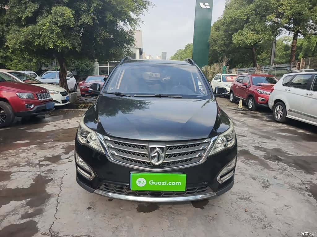 Wuling 560, 2015 3