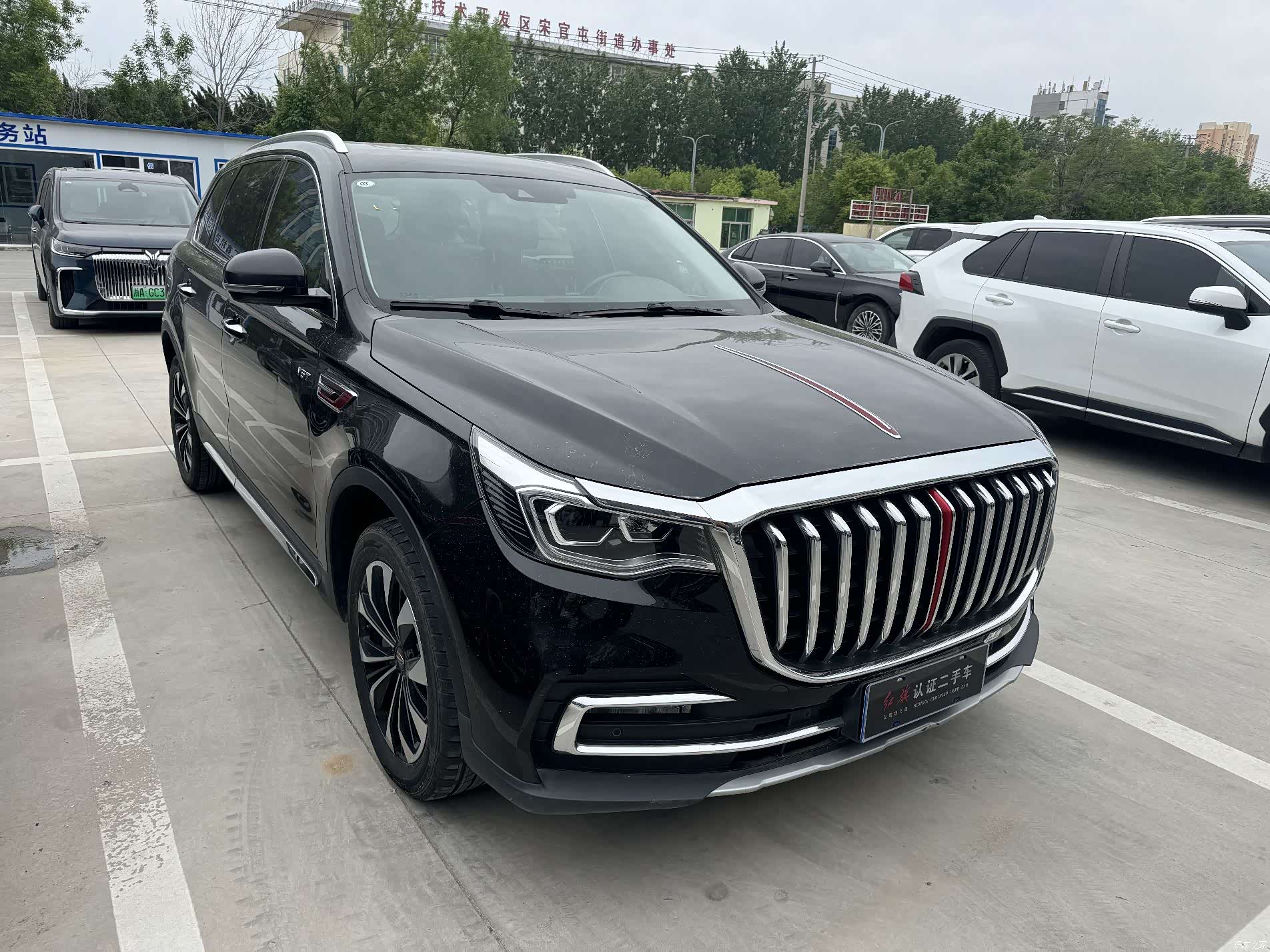Hongqi HS7, 2023 3