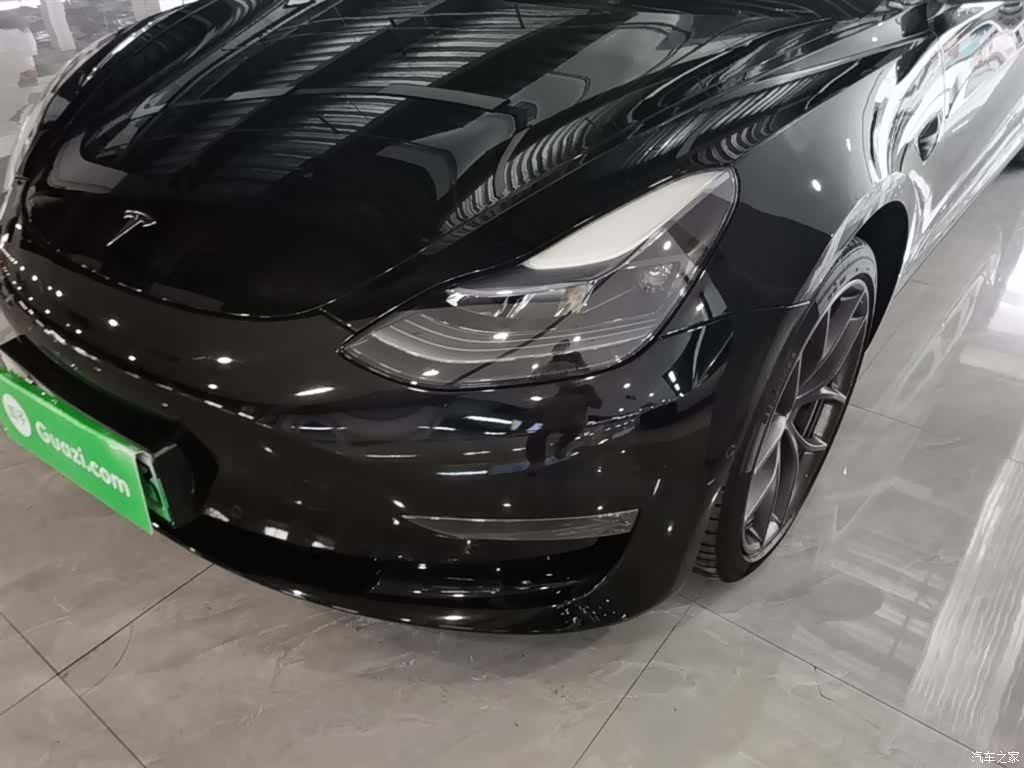 Tesla Model 3, 2022 24