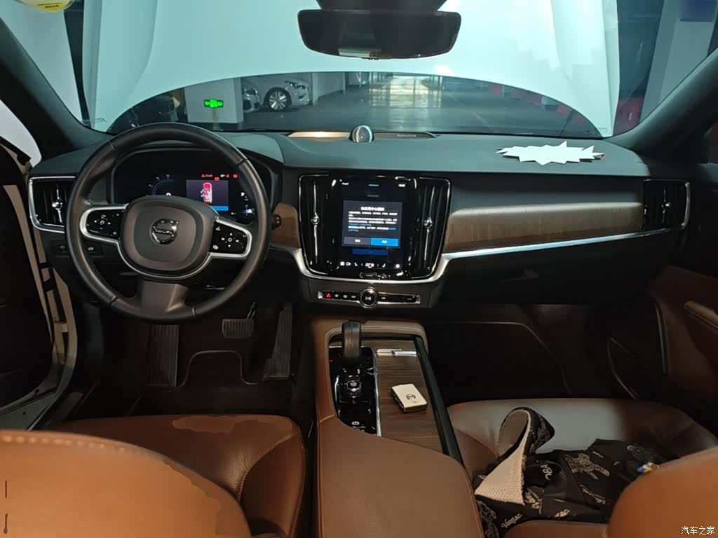 Volvo V90, 2021 10