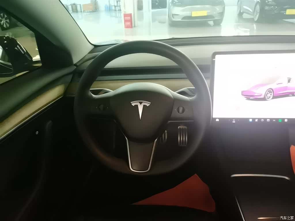 Tesla Model 3, 2022 11