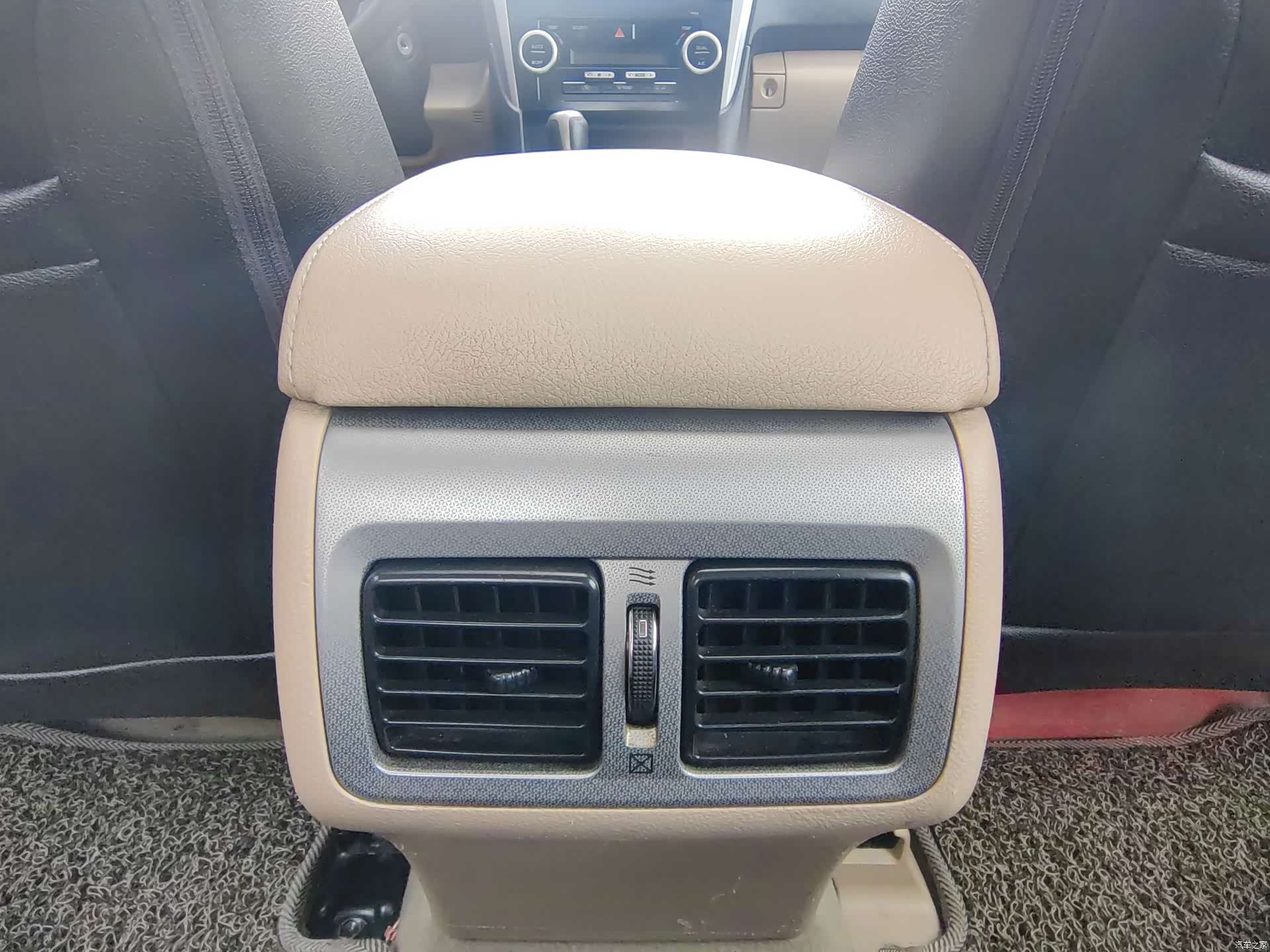 Toyota Camry, 2012 18