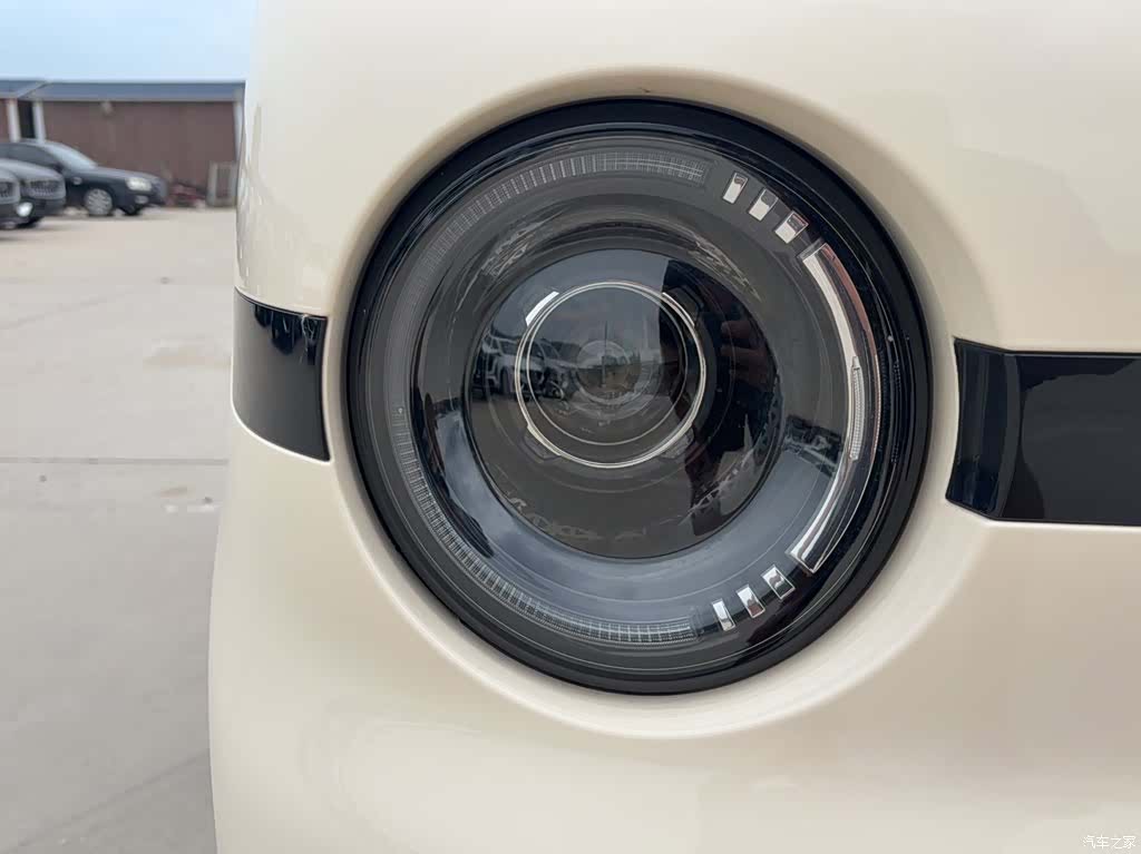 Geely Panda, 2025 3