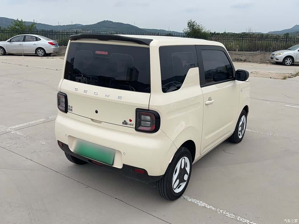 Geely Panda, 2025 12
