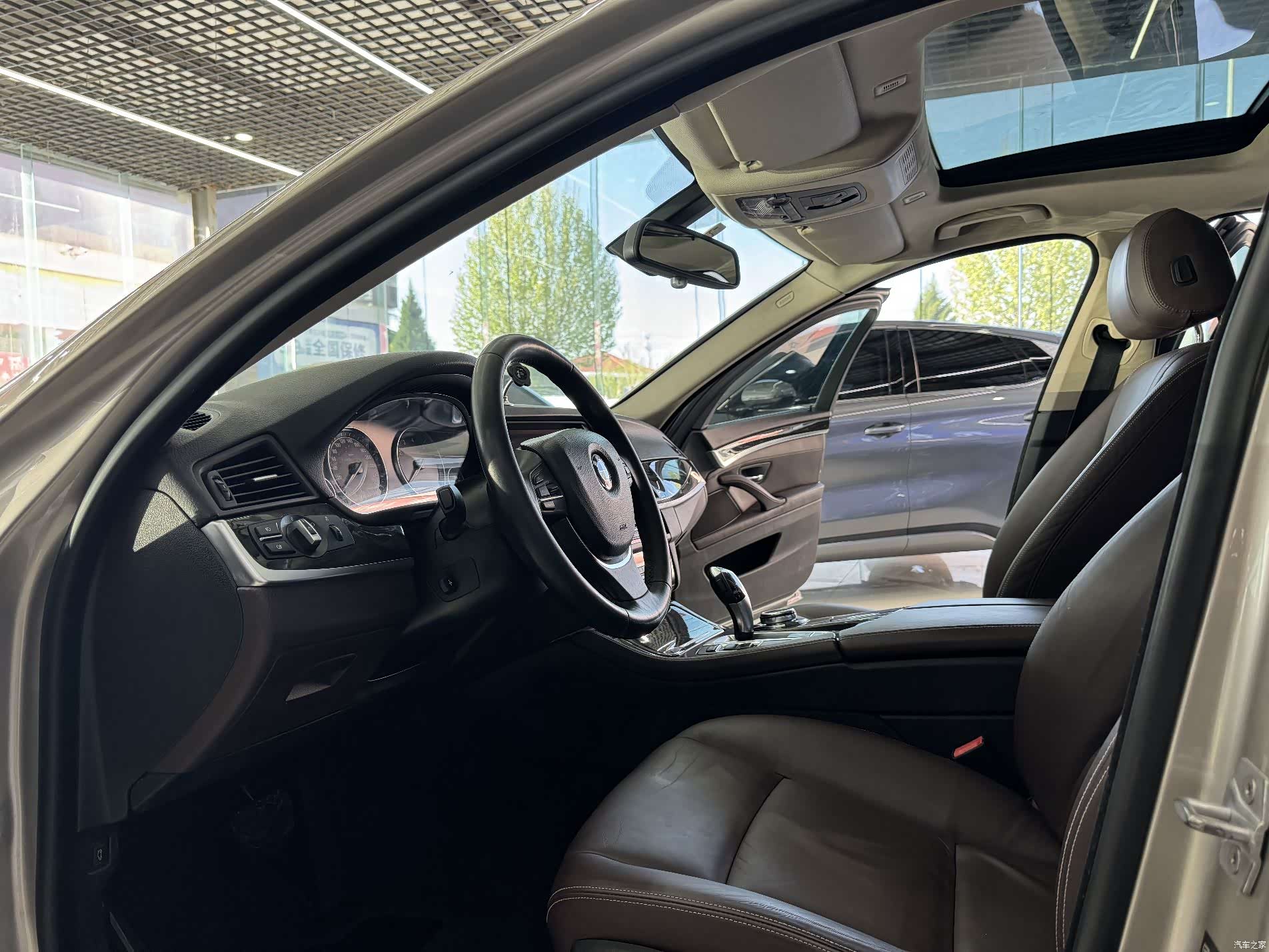 BMW 5 Series, 2015 4
